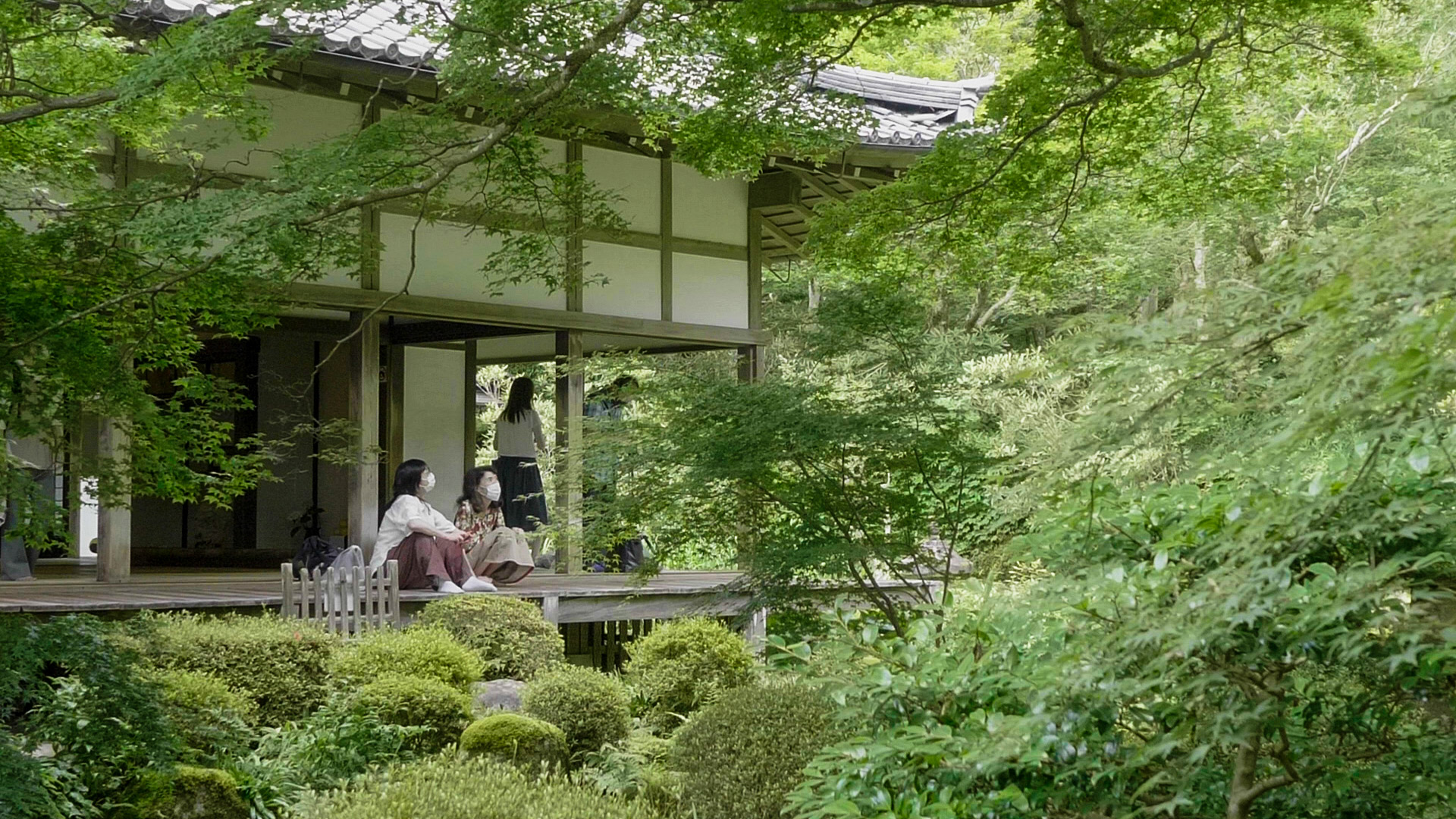 京都・大原 三千院 / 青もみじや苔の絨毯など緑あふれる寺院 | 京都は 